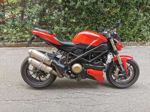 DUCATI STREETFIGHTER 1098 ROSSO