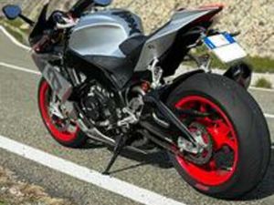 APRILIA RSV-4 RR