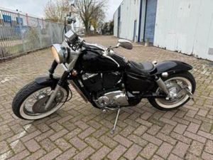 HONDA SHADOW VT 1100 BOBBER — MOTOREN | HONDA — MARKTPLAATS