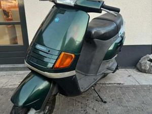 ⭐️PIAGGIO SKR 125CC A1 NEDERLANDS KENTEKEN OPKNAPPER⭐️ — SCOOTERS | PIAGGIO — MARKTPLAATS