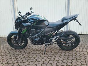 KAWASAKI Z800