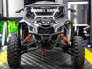 CAN-AM MAVERICK X3 RS TURBO R →