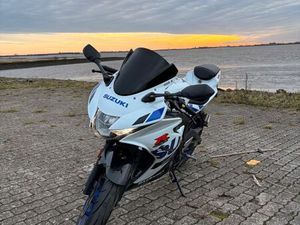 SUZUKI GSX-R 125
