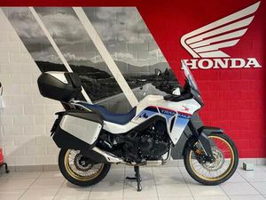 ② HONDA XL 750 TRANSALP (ANNÉE DE CONSTRUCTION 2024)