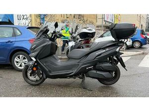 VENDO SYM JOYMAX 300 Z+ (2021 - 24) USATA A MILANO (CODICE 9891167) - MOTO.IT
