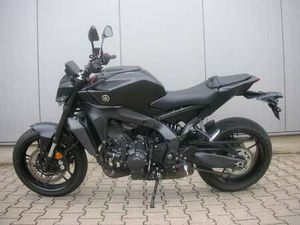 YAMAHA MT-09 NERO