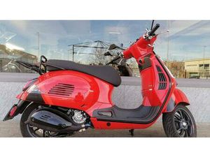 VENDO VESPA GTS 300 SUPER SPORT (2023 - 24) USATA A BORGO SAN DALMAZZO (CODICE 9891195) - MOTO.IT
