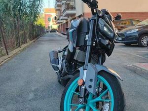 YAMAHA MT-125 GRIGIO