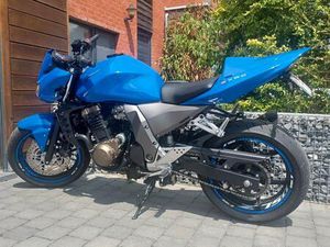 ② KAWASAKI Z750 2004 13000KMS