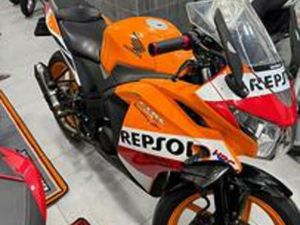 HONDA CBR 125 R REPSOL