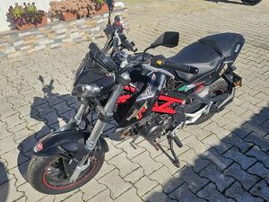 VENDO OU TROCO BENELLI TNT 125 ALMARGEM DO BISPO, PÊRO PINHEIRO E MONTELAVAR