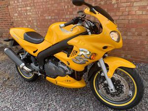 TRIUMPH SPRINT RS 955 955 CC