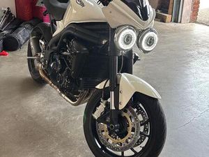 TRIUMPH SPEED TRIPLE 1050 NJ515