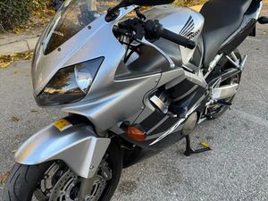 HONDA CBR 600