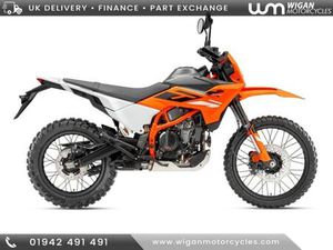 KTM 2026 390 SMC R