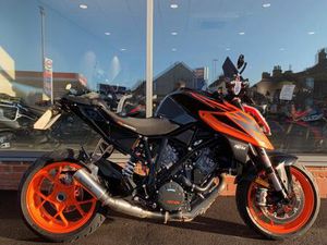 KTM 1290 SUPERDUKE R - QUICKSHIFTER - HP CORSE EXHAUST