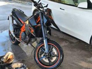 KTM - 690 SMR SUPERMOTO