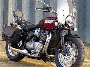 2022 TRIUMPH BONNEVILLE SPEEDMASTER 1200 – SUPERB CONDITION, FULLY LOADED.