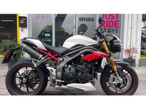 VENDO TRIUMPH SPEED TRIPLE 1050 R ABS (2016 - 17) USATA A CONEGLIANO (CODICE 9891107) - MOTO.IT