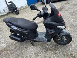 APRILIA SXR 50 INCIDENTATO