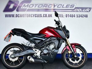 HONDA CB125R EURO 5 (15 PS) LOW SEATING, ALL DAY COMFORT 125 CC