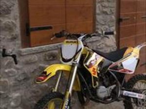 SUZUKI RM 85