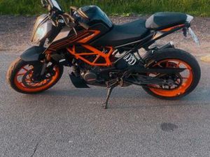 KTM DUKE 125 ER BLACKEDITION