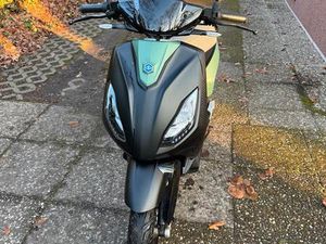 PIAGGIO E ROLLER ERST 338 KILOMETER