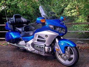 HONDA GL1800 GOLD WING DELUXE 1832 CC
