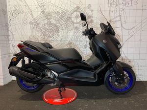VENDO YAMAHA X-MAX 300 (2025) USATA A ROMA (CODICE 9890930) - MOTO.IT
