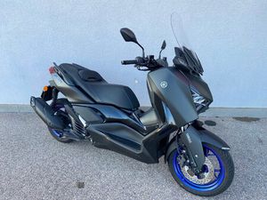 X-MAX YP 125