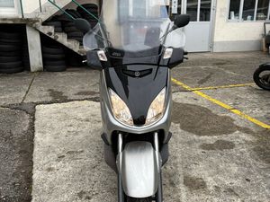 X-MAX YP 125 R