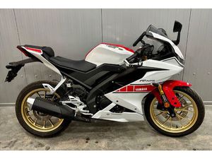 YAMAHA R125 2022
