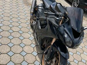 KAWASAKI ZX10R