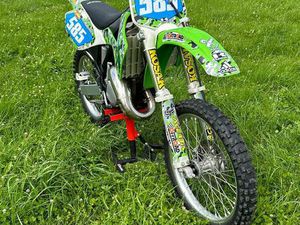 KAWASAKI KX 125