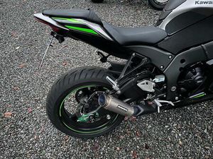 KAWASAKI NINJA ZX 10R