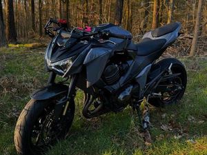 KAWASAKI Z800E (95 PS VERSION) MUSS DIESEN MONAT WEG