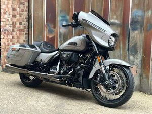 HARLEY-DAVIDSON CVO 1977 FLHX STREET GLIDE EURO 5 1977 CC