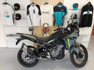 CFMOTO 450 MT-R SKLADEM, WINTER PACK ZDARMA