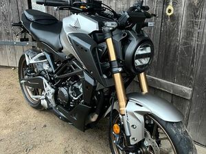 HONDA CB