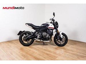 TRIUMPH TRIDENT 660 - 2021
