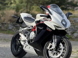 MV AGUSTA F3 800