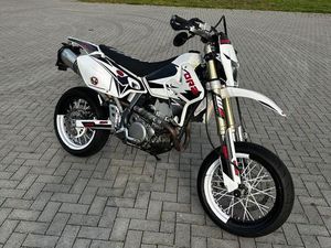 SUZUKI DRZ 400 SM