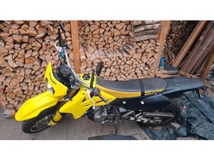 SUZUKI DRZ 400 SM A2 MOTORRAD