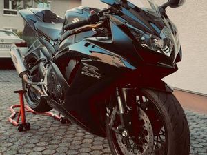 SUZUKI GSXR 750 K8 12.799 KILOMETER
