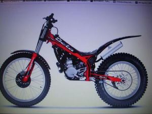 SUCHE 80ER TRIAL WIE BETA EVO