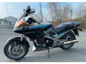 YAMAHA FJ 1200 ABS - ERST 31000 KM GELAUFEN