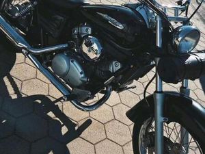 HONDA SHADOW VT 125 C