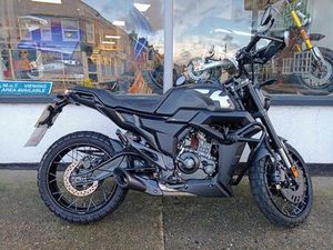 ZONTES ZT125-GK NAKED PETROL MANUAL EURO 5 (14 PS) 124 CC