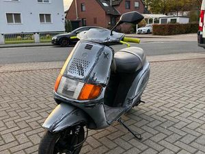PIAGGIO SFERA 50 FAHRBEREIT (KEINE AEROX SPEEDFIGHT RUNNER)